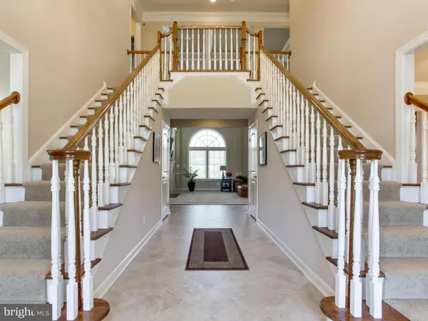 Chantilly, VA 20152,42475 FAWN MEADOW PL