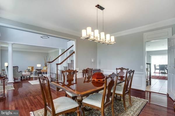 Chantilly, VA 20152,43789 CHURCHILL GLEN DR