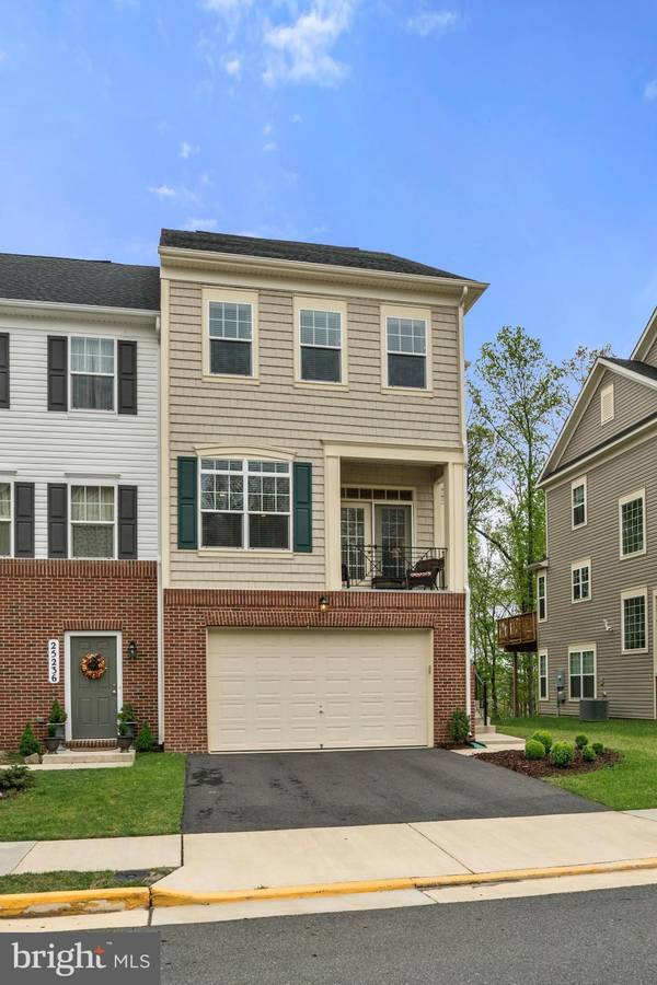 25238 DEMILTON TER, Chantilly, VA 20152