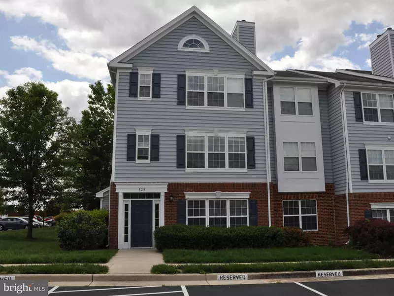 625 CONSTELLATION SQ SE #A, Leesburg, VA 20175