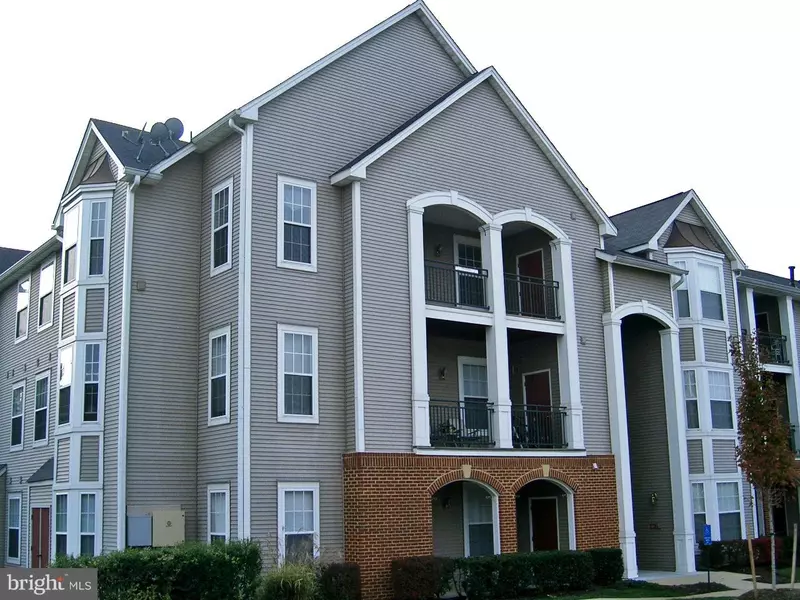 20453 CHESAPEAKE SQ #300, Sterling, VA 20165