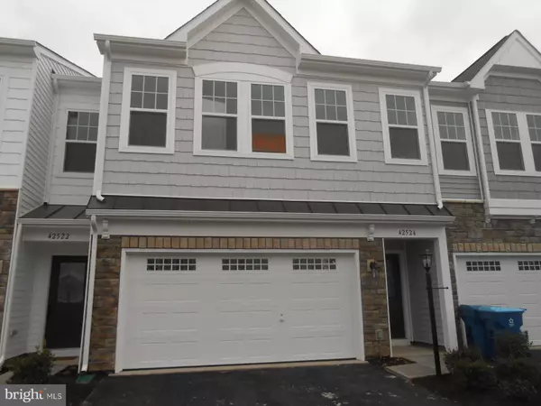 42524 BENFOLD SQ, Ashburn, VA 20148