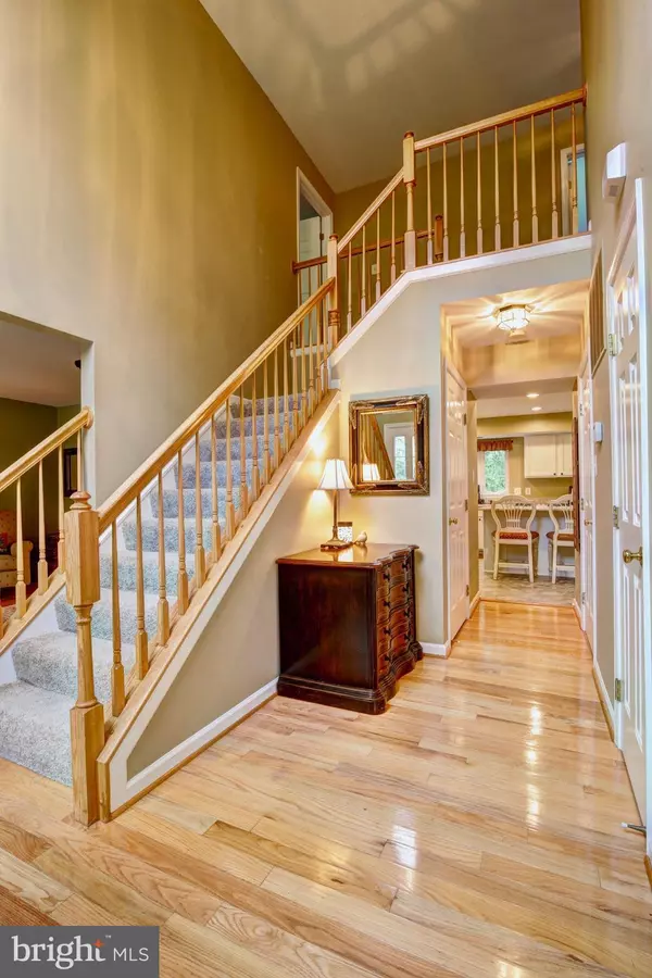 Chantilly, VA 20152,43377 HYLAND HILLS ST