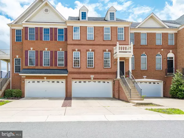 Chantilly, VA 20152,42761 LOCKLEAR TER