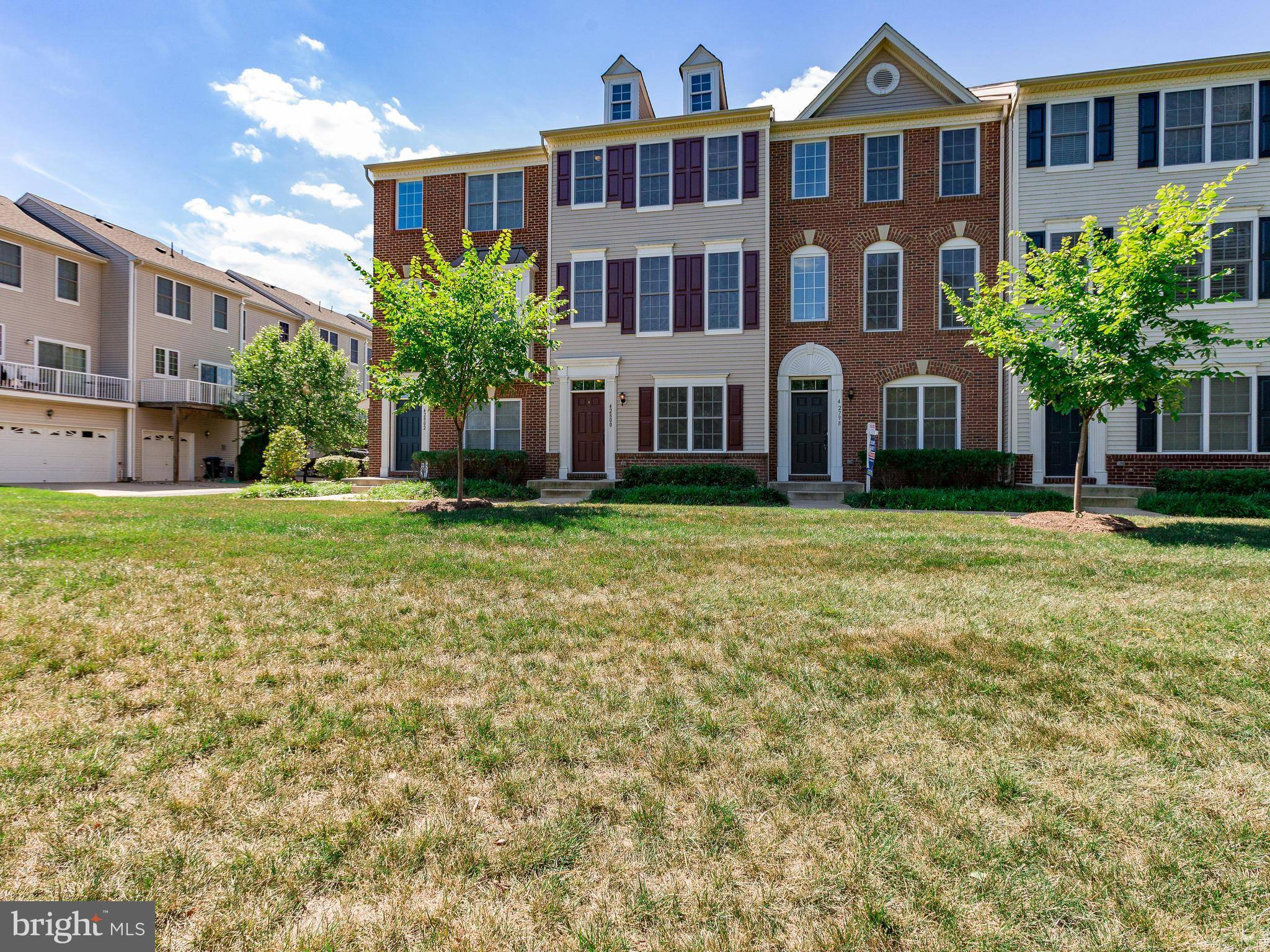42800 SAN SEBASTIAN TER, Chantilly, VA 20152