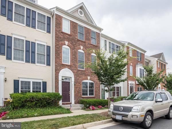 25093 FRANCISCO TER, Chantilly, VA 20152