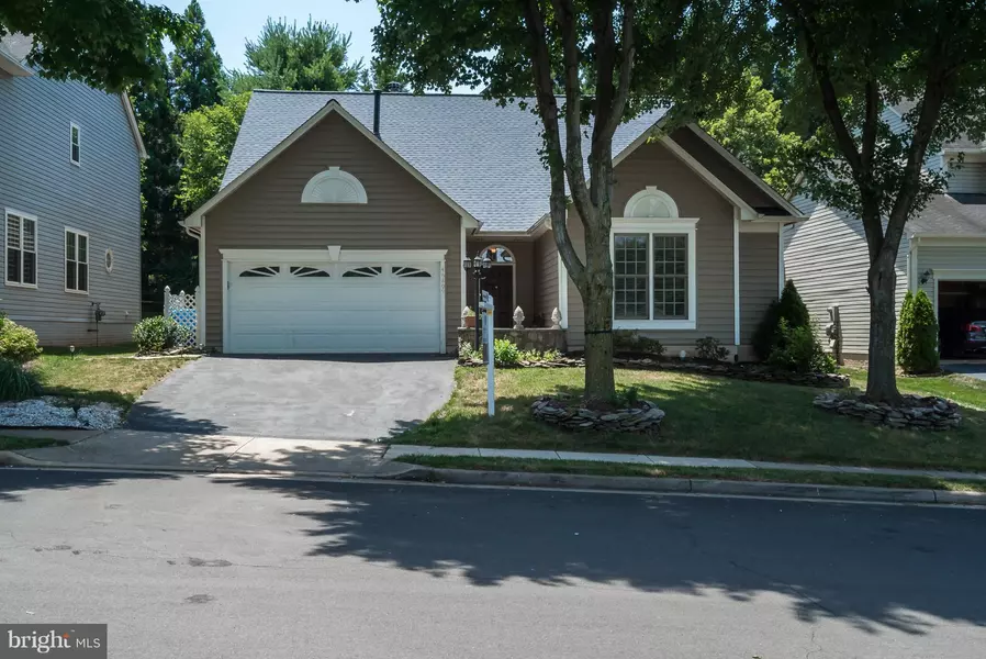 46809 TRAILWOOD PL, Sterling, VA 20165