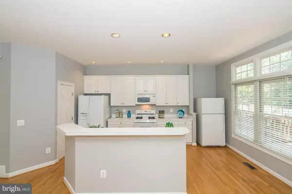 Chantilly, VA 20152,25426 HERRING CREEK DR