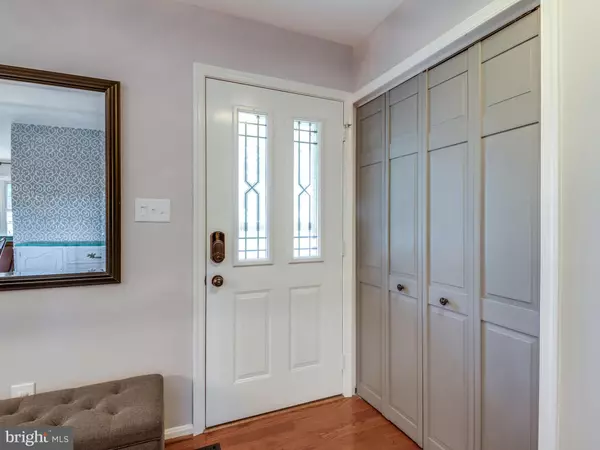 Sterling, VA 20164,319 VALERY CT
