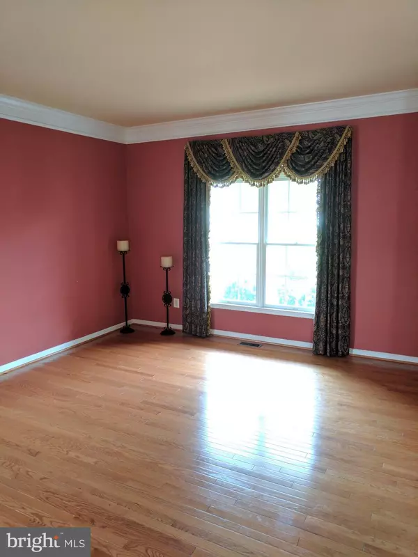 Chantilly, VA 20152,25796 KAISER PL #CL
