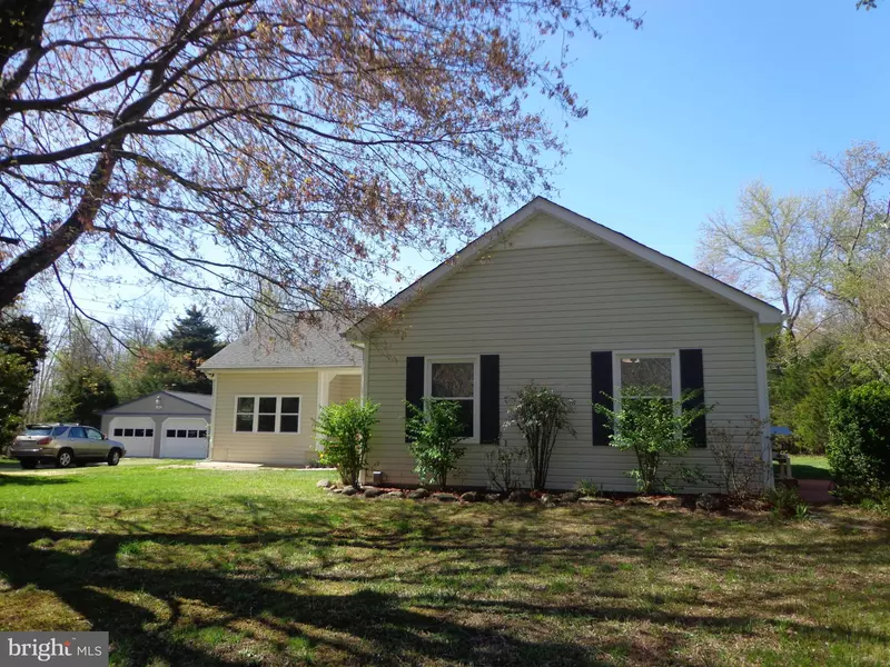 1218 WHITE OAK RD, Fredericksburg, VA 22405