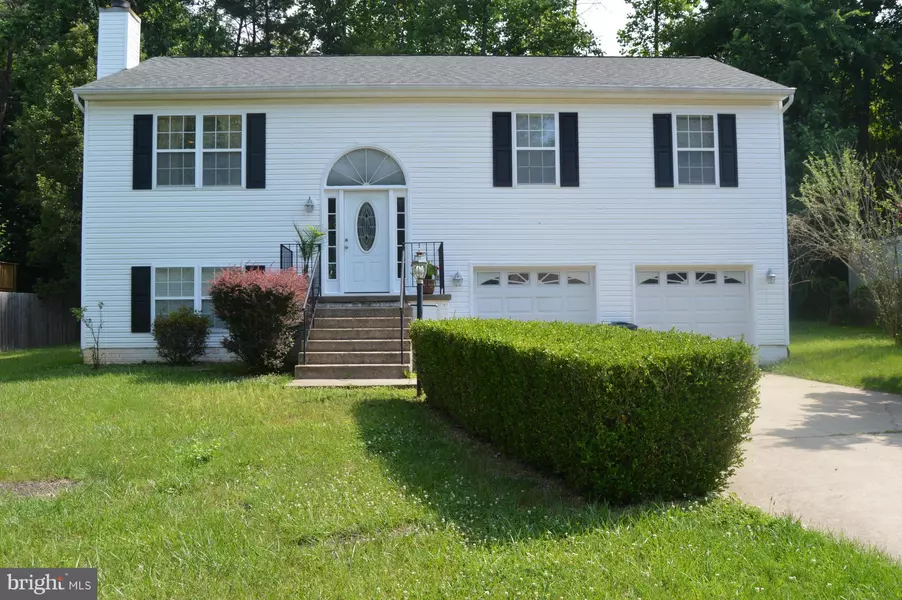 18 OAK RD, Stafford, VA 22556