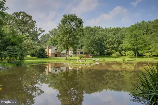 18 GREEN LEAF TER, Stafford, VA 22556