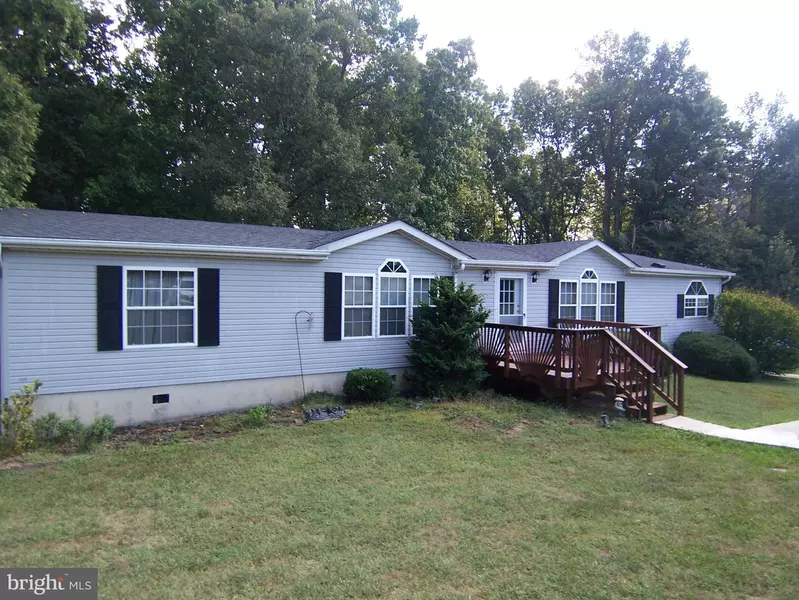 45 DICKINSON DR, Fredericksburg, VA 22406