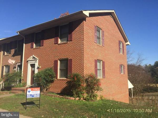 100 LYNDALE CT, Fredericksburg, VA 22405