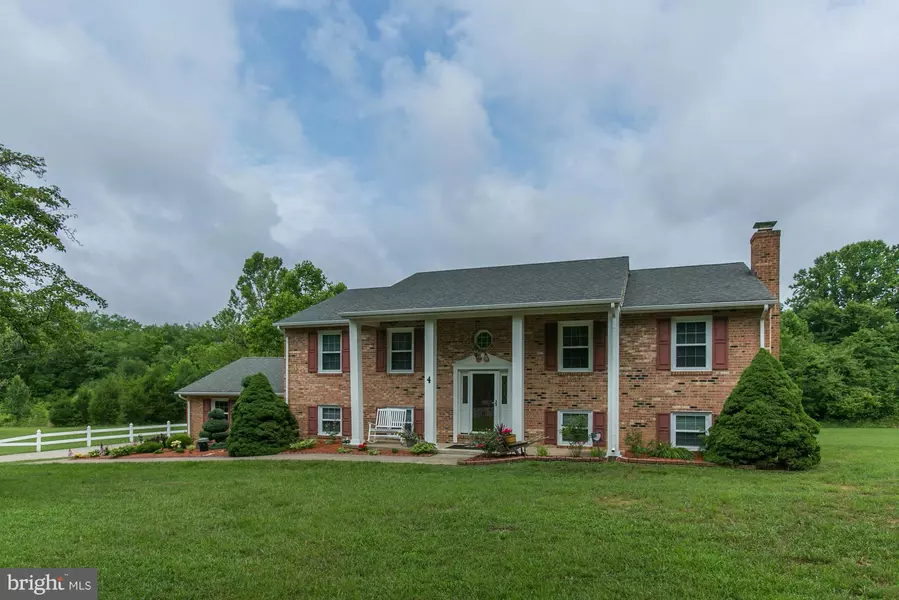 4 DACEY LN, Stafford, VA 22556