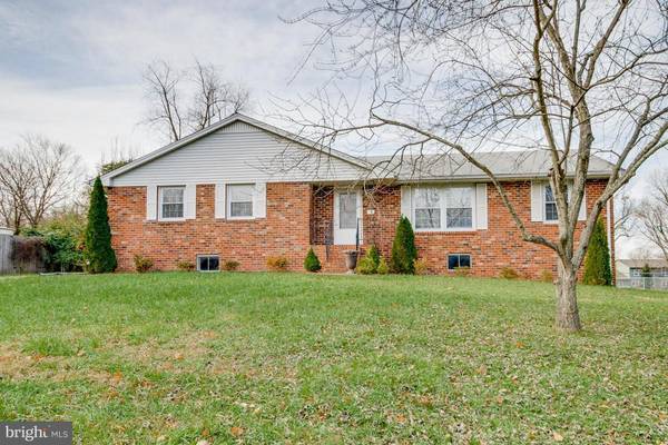 208 BETTY LEWIS DR, Fredericksburg, VA 22405