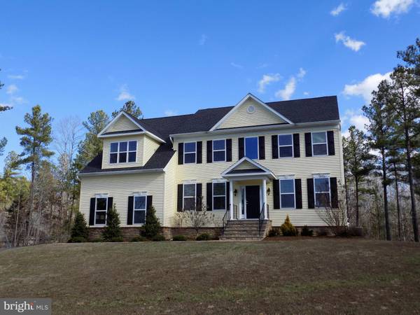 124 QUEEN LAURENS CT, Fredericksburg, VA 22406