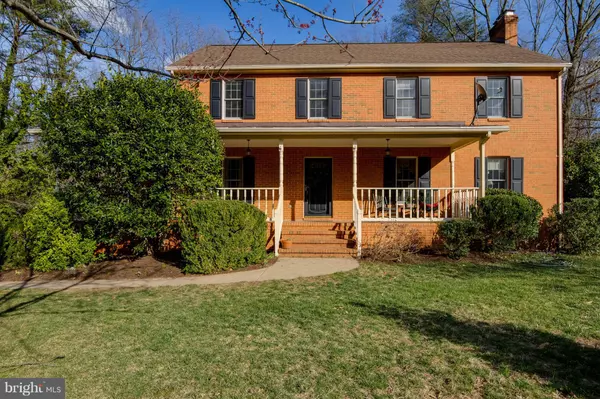 19 TALLY HO DR, Fredericksburg, VA 22405