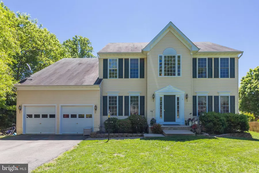 3 COUNTRY MANOR DR, Fredericksburg, VA 22406