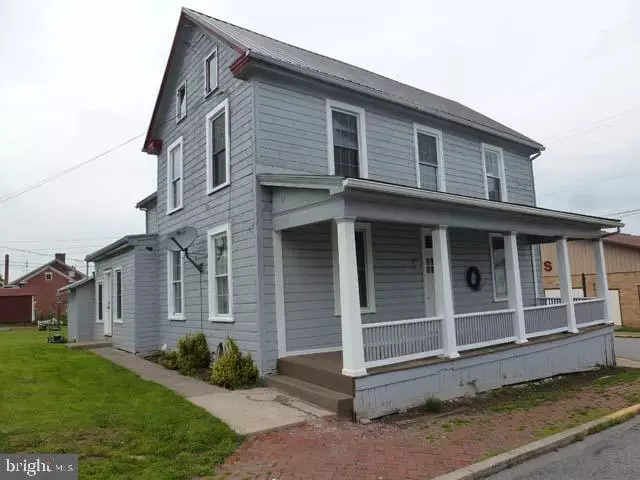 202 MAIN ST, Port Royal, PA 17082