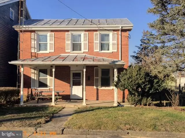 14 MCFARLAND ST, Newville, PA 17241