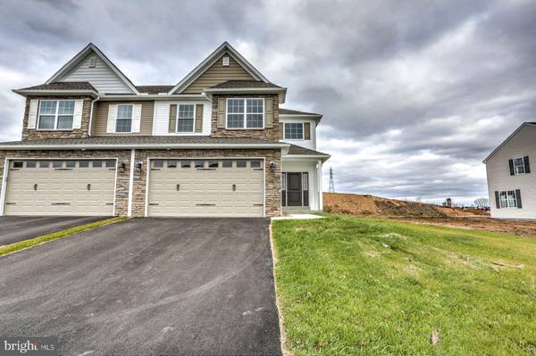 Elizabethtown, PA 17022,16 CANVASBACK LN #39