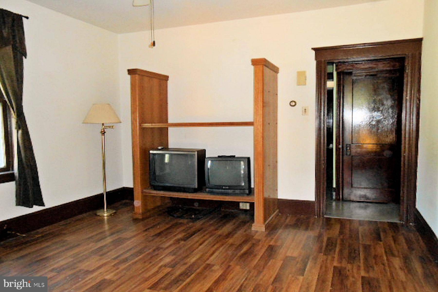 Pine Grove, PA 17963,29 OAK LN