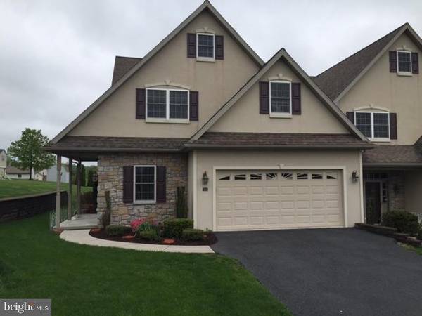 17 WOODSEDGE DR #5, Elizabethtown, PA 17022