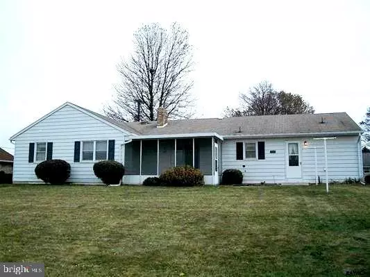 Hanover, PA 17331,144 KUHN DR