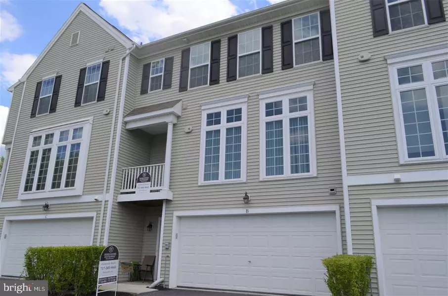 3009 MERIDIAN COMMONS, Mechanicsburg, PA 17055