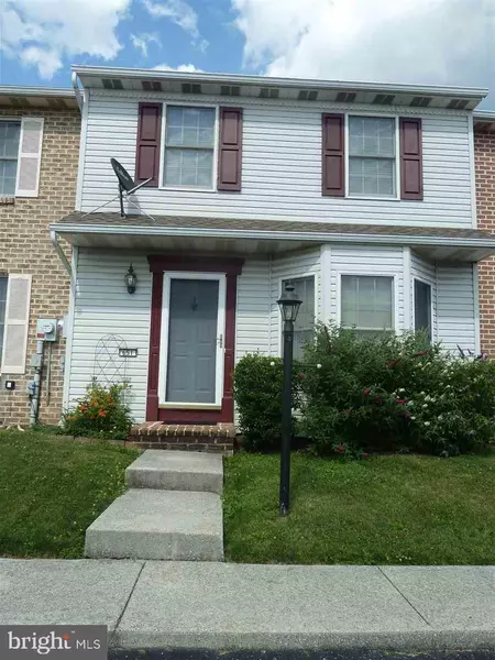 651 PARK RIDGE DR, Mechanicsburg, PA 17055