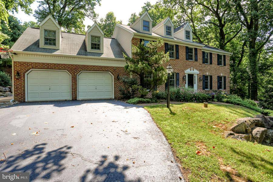 237 POPLAR LN, Elizabethtown, PA 17022