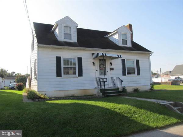 712 W MIDDLE ST, Hanover, PA 17331