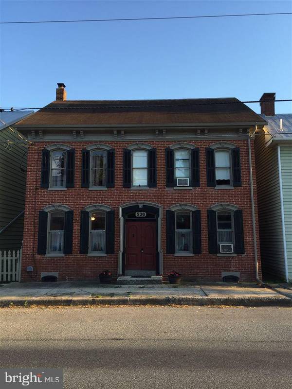 536 W KING ST, East Berlin, PA 17316