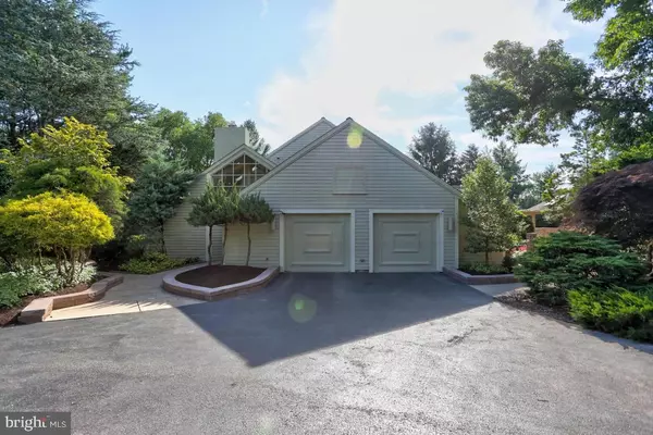 Lancaster, PA 17601,1302 BEACONFIELD LN