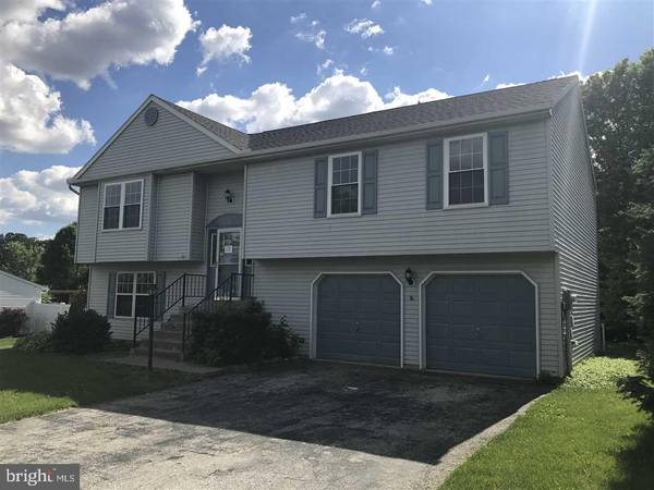 306 PINE CT, York, PA 17408