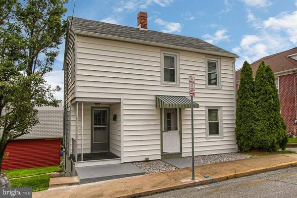 99 S PINE ST, Red Lion, PA 17356