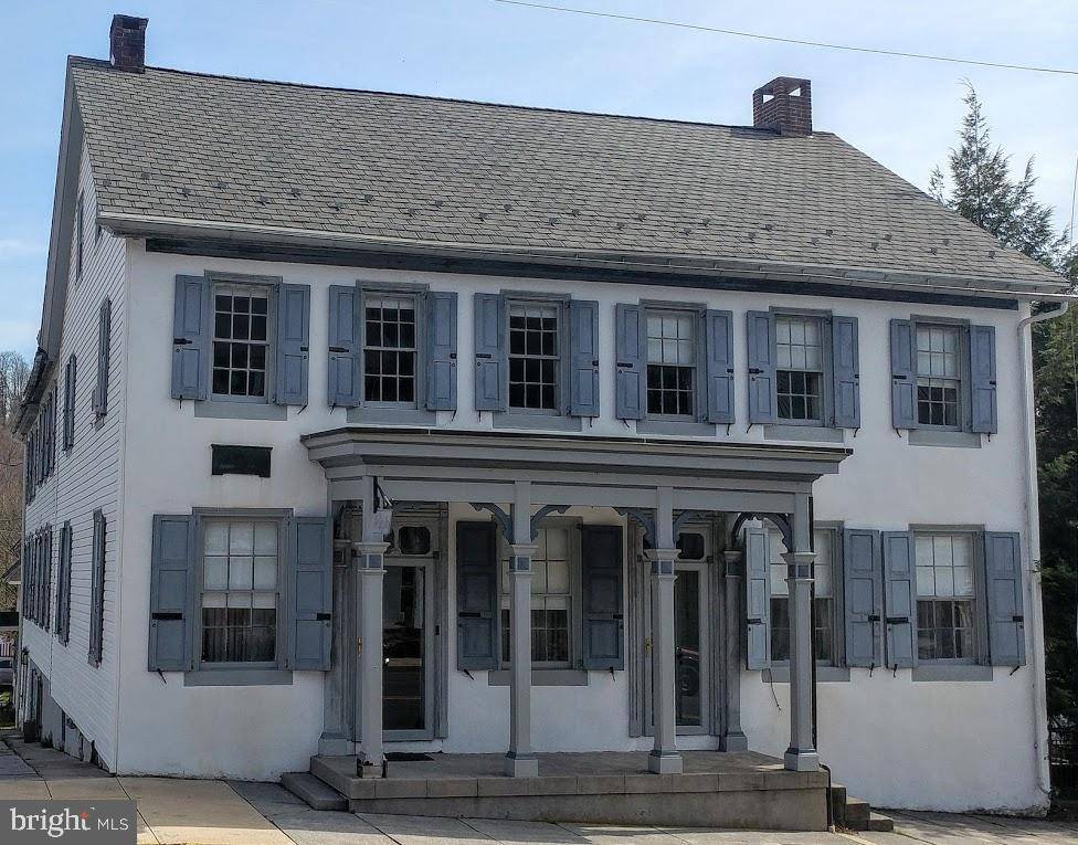 Adamstown, PA 19501,1 W MAIN ST