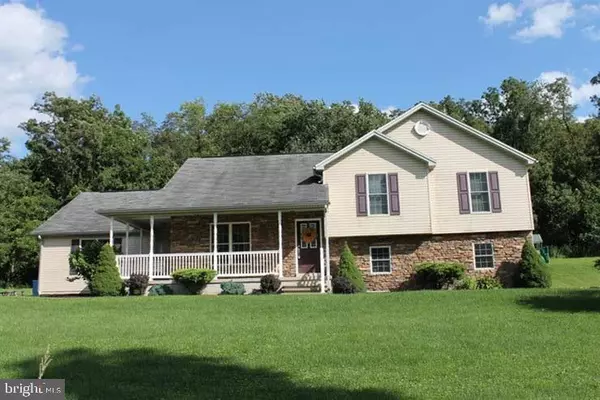 22 KOONS LN, Mifflintown, PA 17059