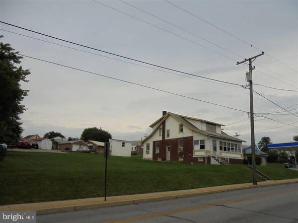 27 N MAIN ST, York, PA 17403