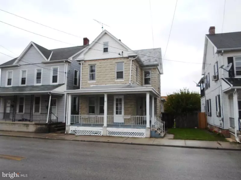 41 W MIDDLE ST, Hanover, PA 17331