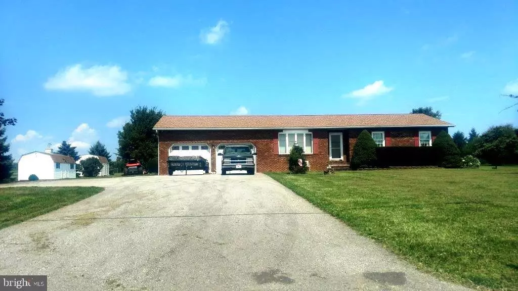 570 SELLS STATION RD, Littlestown, PA 17340