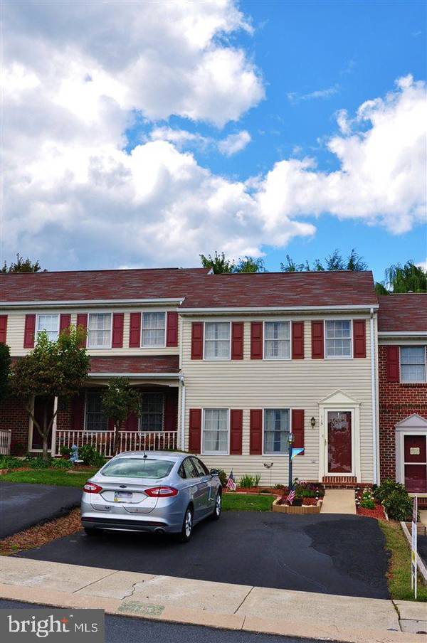 115 HARVEST DR, York, PA 17404