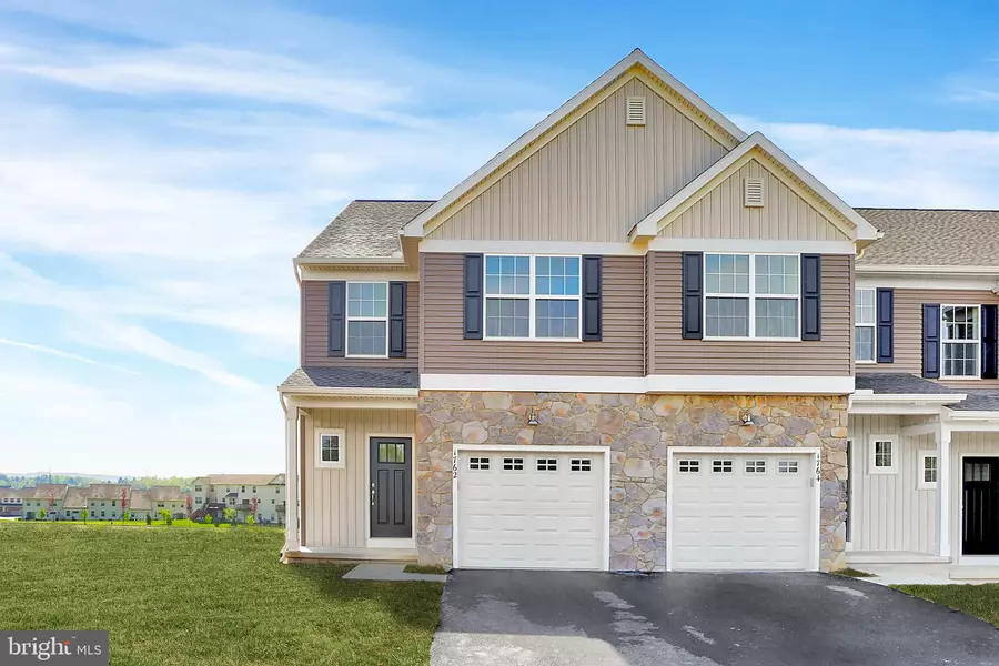 1762 FAIRBANK LN, Mechanicsburg, PA 17055