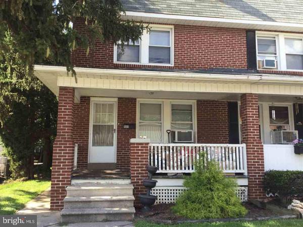 1009 E KING ST, York, PA 17403