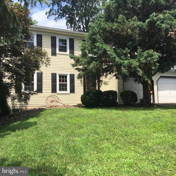 30 INGHAM DR, Stevens, PA 17578