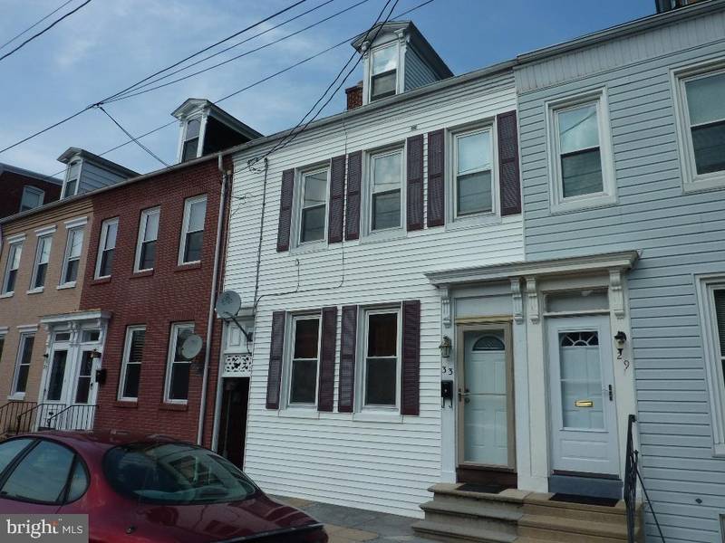 33 N 7TH ST, Columbia, PA 17512