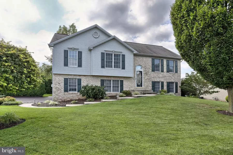 272 FENCEPOST LN, Palmyra, PA 17078