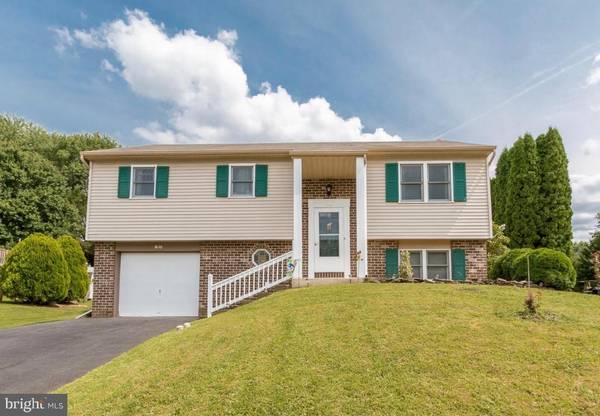 1850 WILDERNESS RD, Lancaster Twp, PA 17603